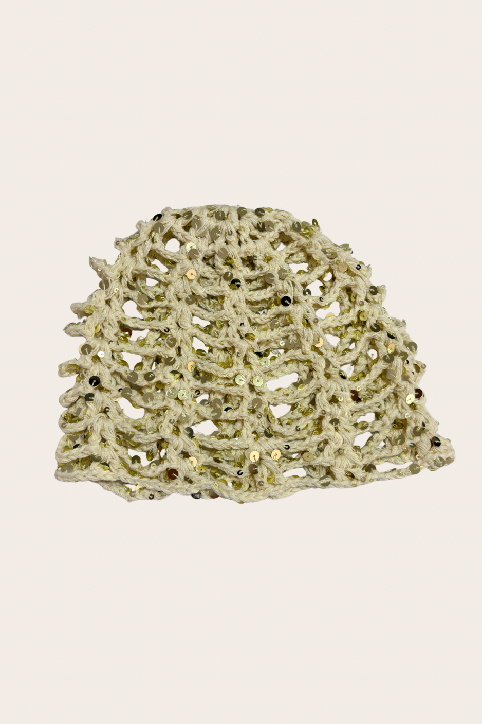 Lucía beige crochet hat with extra glitter accents