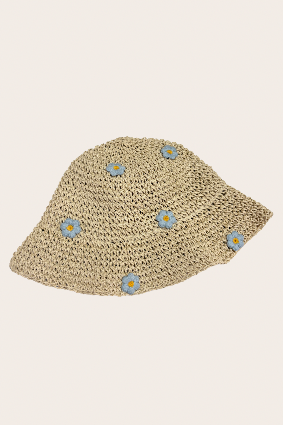 Woven straw hat decorated with feminine blue floral details