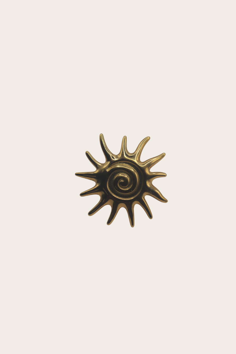Solana Ring featuring a bold sunburst statement face