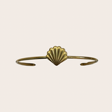 Dainty Seashell Cuff