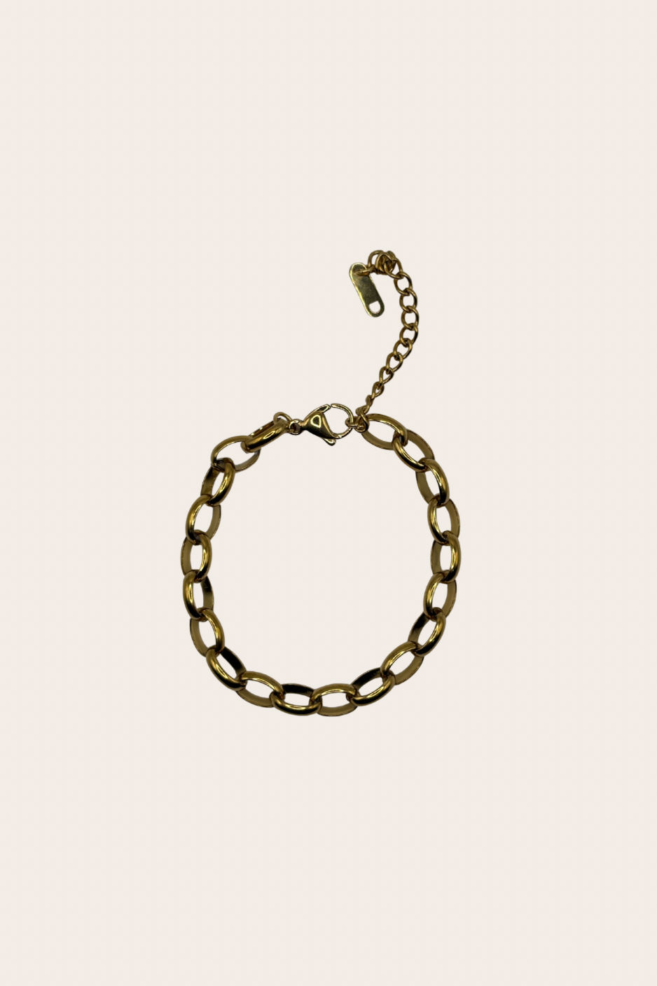Chunky Golden Links Bracelet, gold bracelet with bold golden links with a chunky, polished silhouette