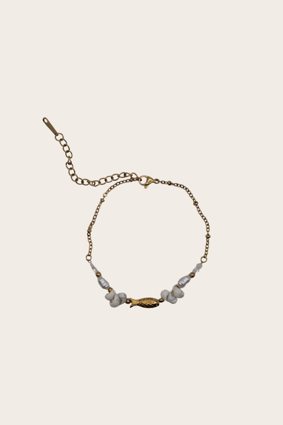 Summer Fish Bracelet featuring a delicate chain with a small fish charm