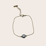 Dainty Pearl Bracelet, gold and pearl white bracelet with delicate pearl accents along a fine chain