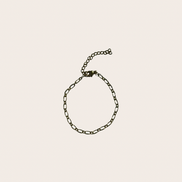 Charm Bar Bracelet Style - Dainty Links