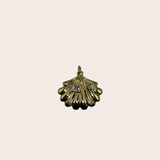 Diamonds Shell Charm