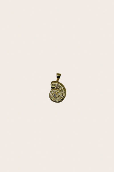 Mid Conch cz Charm